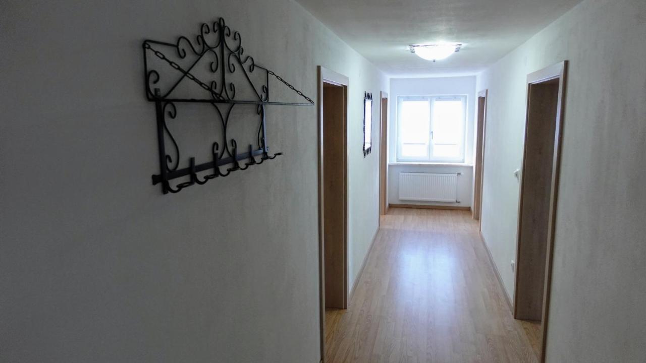 Joe'S Appartement Ebbs Eksteriør bilde